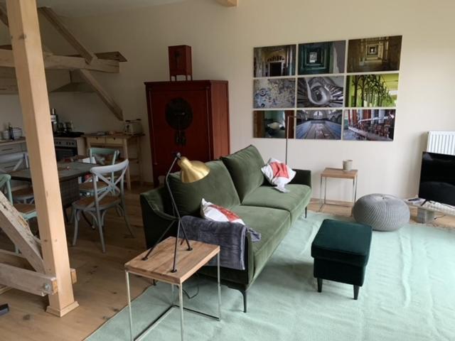 Kranichhof - Studio, Loft & Atelier ツォッセン エクステリア 写真